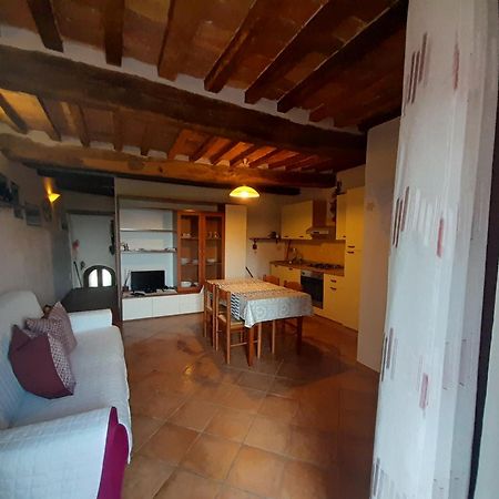 Agora Apartment Montecatini Val di Cecina Exterior foto